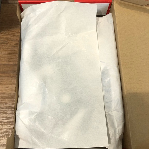 BRAND NEW, AUTHENTIC Nike High Top Dunks, size 11 men’s - Picture 3 of 10